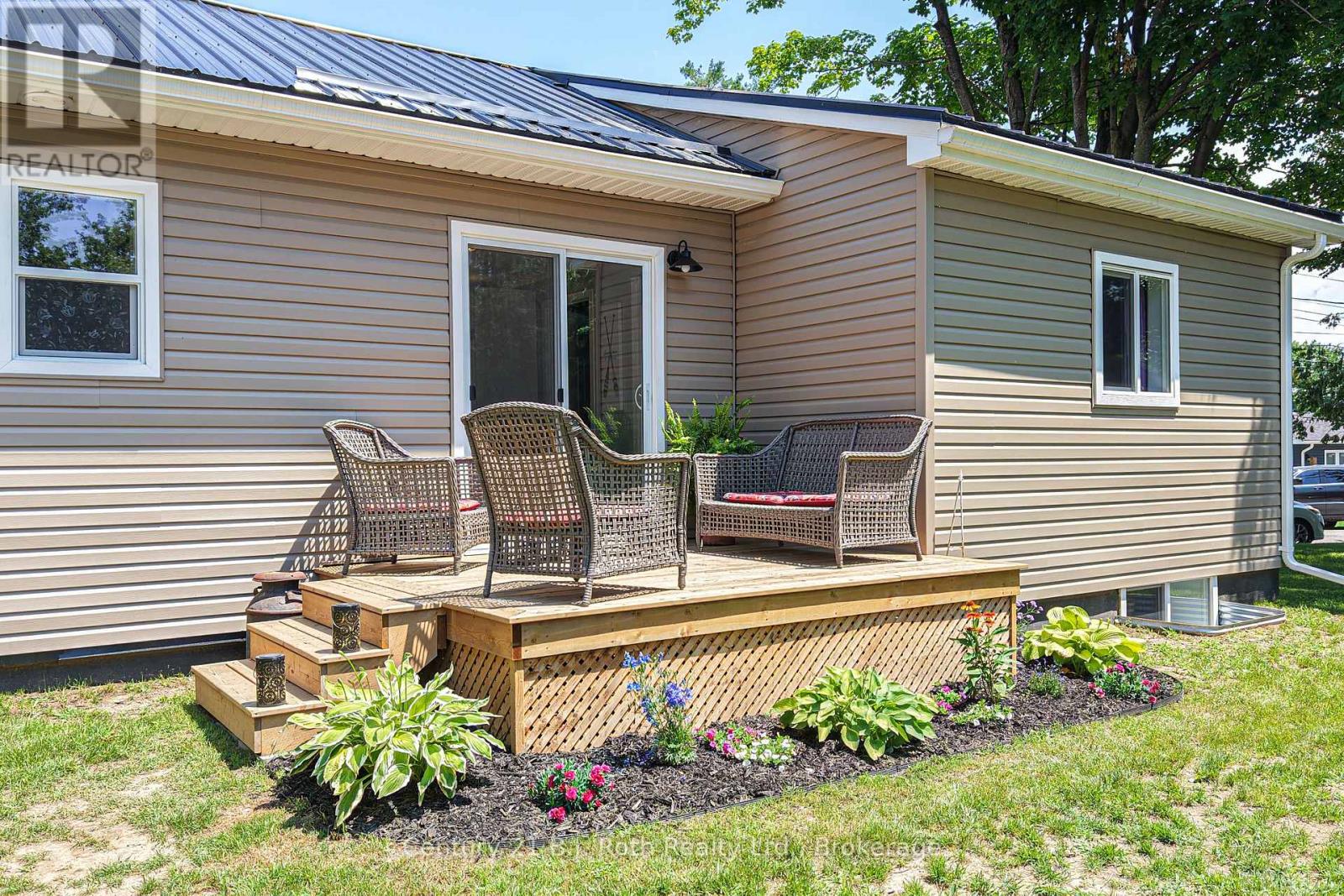 3332 Cleveland Avenue, Severn (West Shore), Ontario  L0K 1G0 - Photo 16 - S13681602