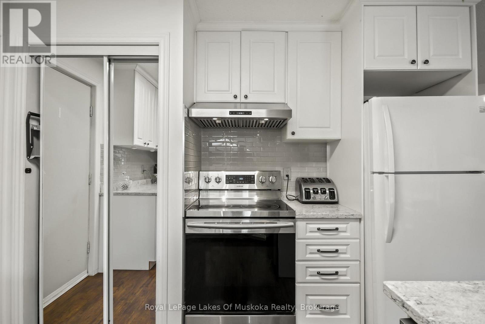 45 Kevin Crescent, Bracebridge (Monck (Bracebridge)), Ontario  P1L 1A2 - Photo 12 - X13681626