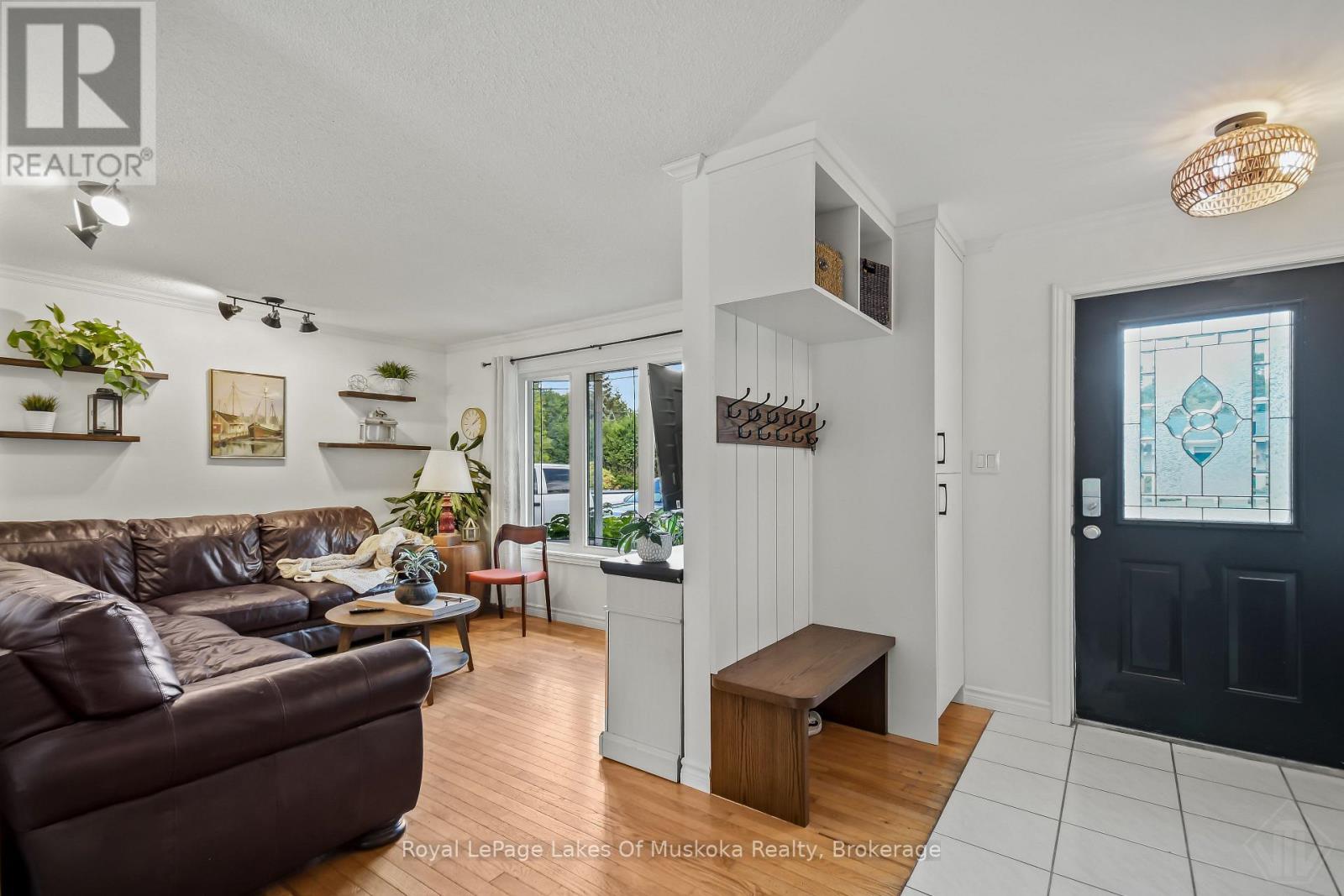 45 Kevin Crescent, Bracebridge (Monck (Bracebridge)), Ontario  P1L 1A2 - Photo 5 - X13681626