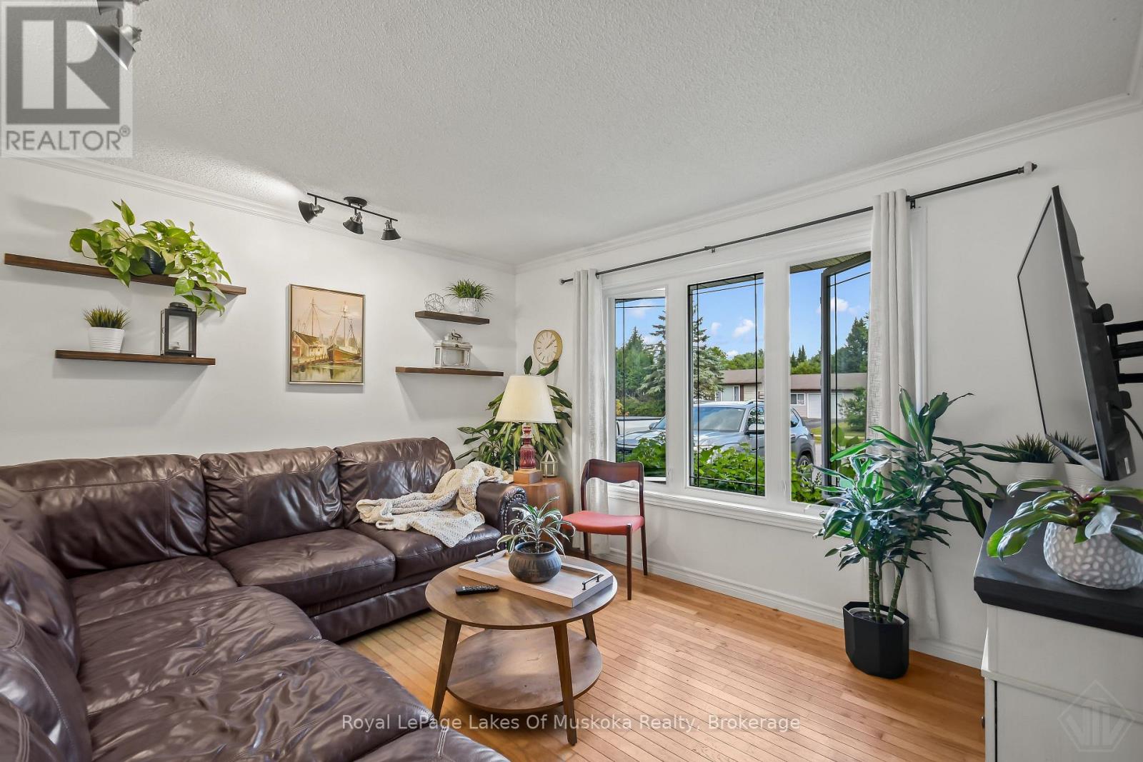 45 Kevin Crescent, Bracebridge (Monck (Bracebridge)), Ontario  P1L 1A2 - Photo 6 - X13681626