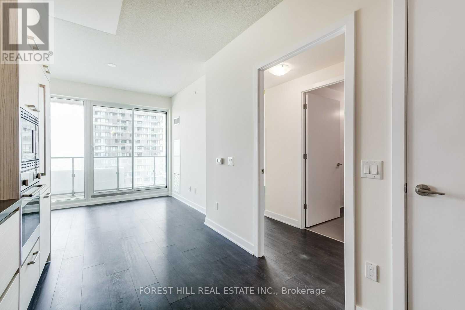 5610 - 2221 YONGE STREET Toronto (Mount Pleasant West), ON M4S 2B4