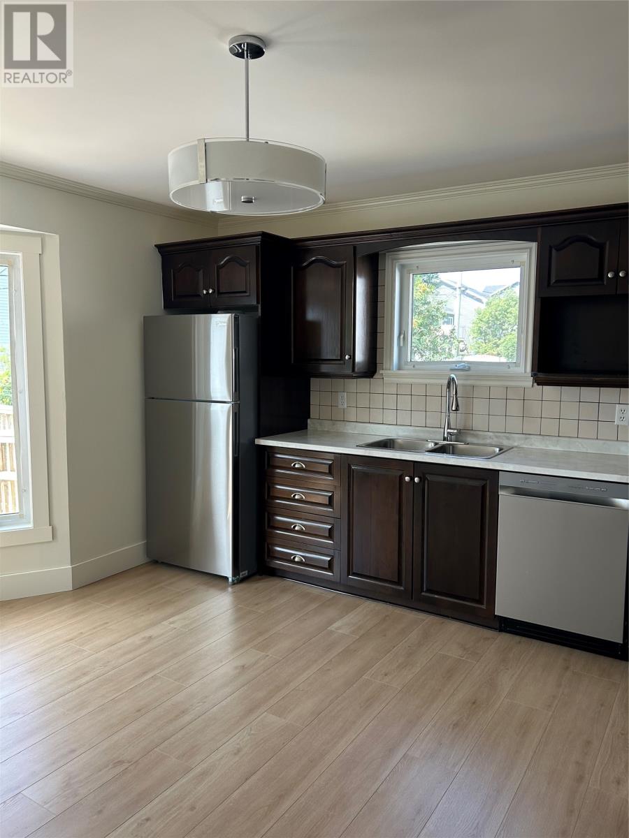 63 Frontenac Avenue, M.Pearl — photo 3