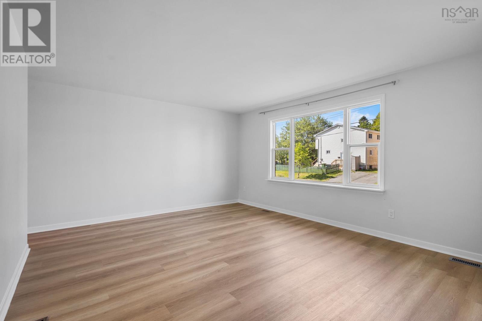 5/5a Marilyn Drive, Dartmouth, Nova Scotia  B2Y 3W9 - Photo 5 - 202618891