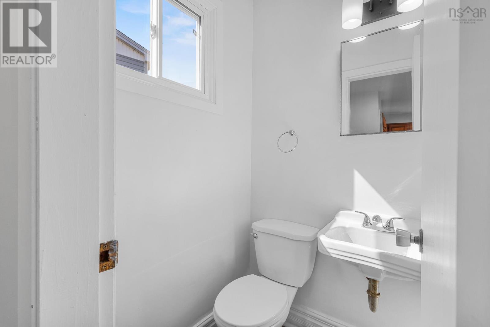 5/5a Marilyn Drive, Dartmouth, Nova Scotia  B2Y 3W9 - Photo 33 - 202618896