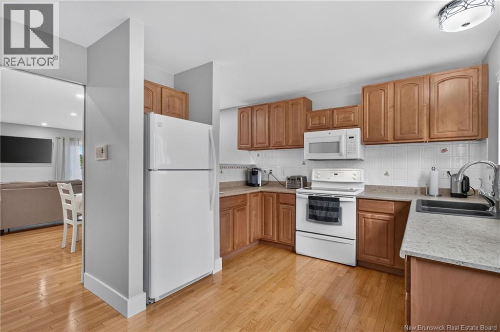 60 Westmount Boulevard Unit# 1, Moncton, New Brunswick  E1E 4G8 - Photo 4 - NB146072