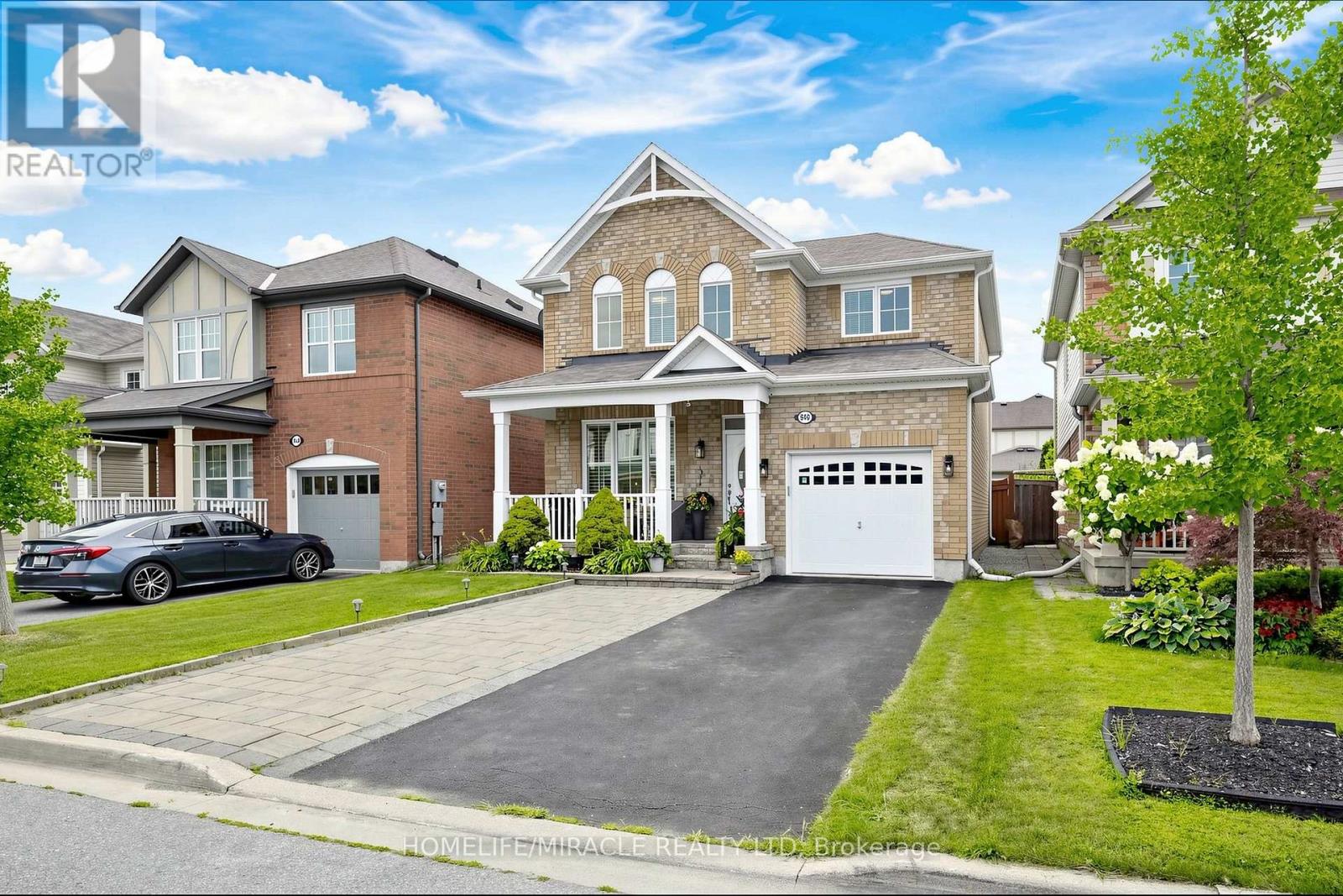946 Whewell Trail, Milton, Ontario  L9T 8C5 - Photo 2 - W13681636