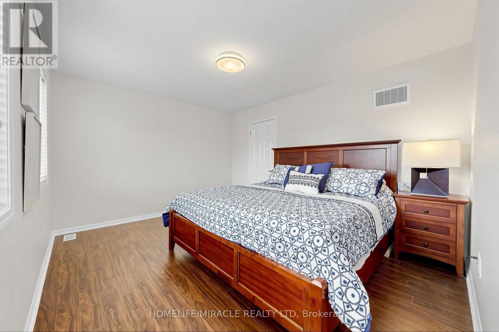 946 Whewell Trail, Milton, Ontario  L9T 8C5 - Photo 22 - W13681636