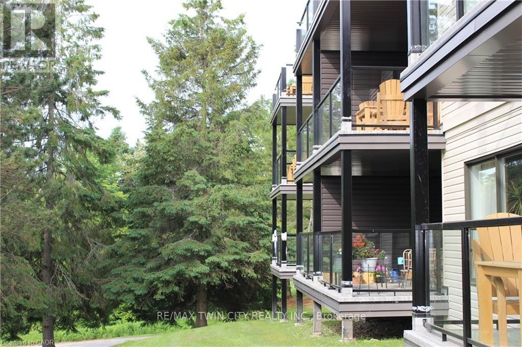52-105 - 1235 DEERHURST DRIVE, Huntsville, Ontario