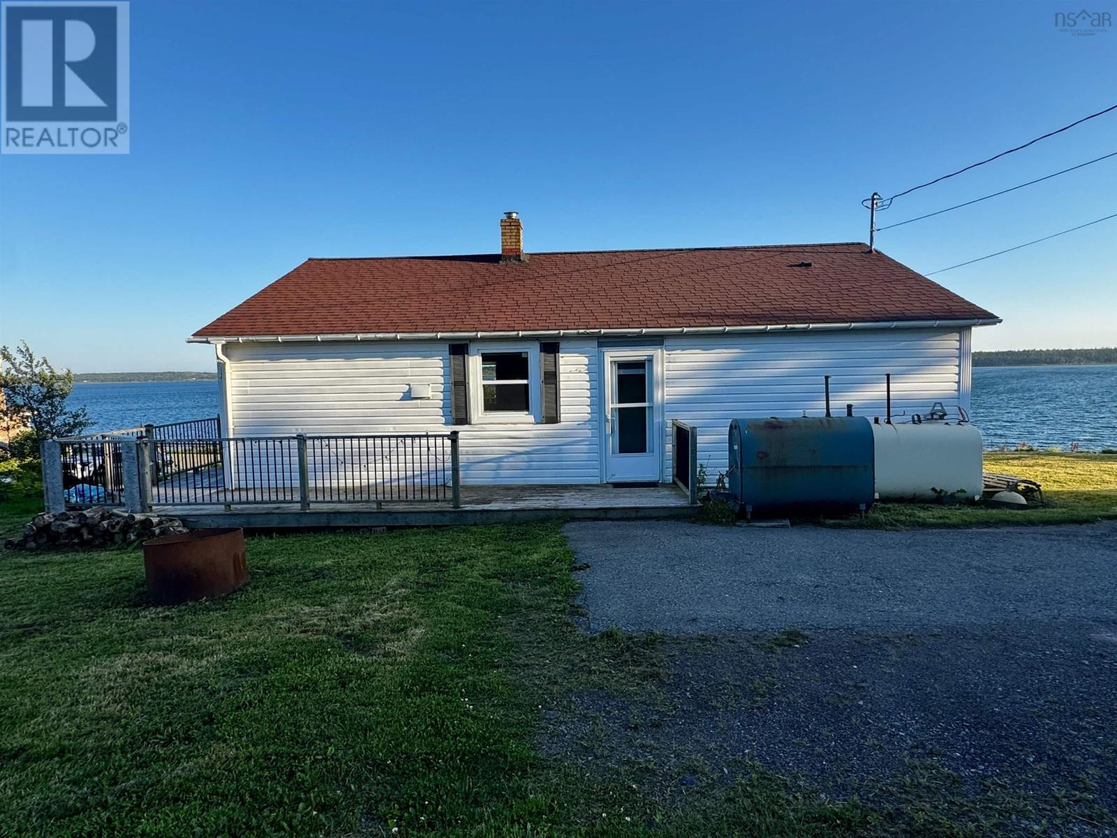 205 Veterans Memorial Dr., Arichat, Nova Scotia  B0E 1A0 - Photo 22 - 202619667