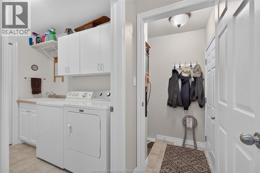 1818 Luxury, Windsor, Ontario  N8P 1T2 - Photo 25 - 26019974