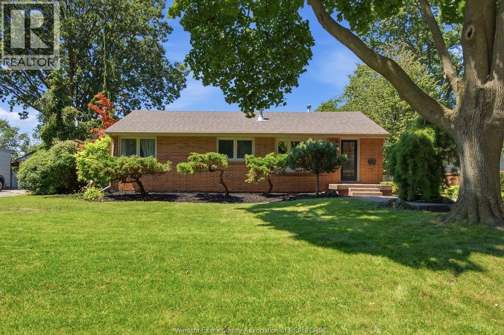 251 ST. MARKS ROAD, Tecumseh, Ontario