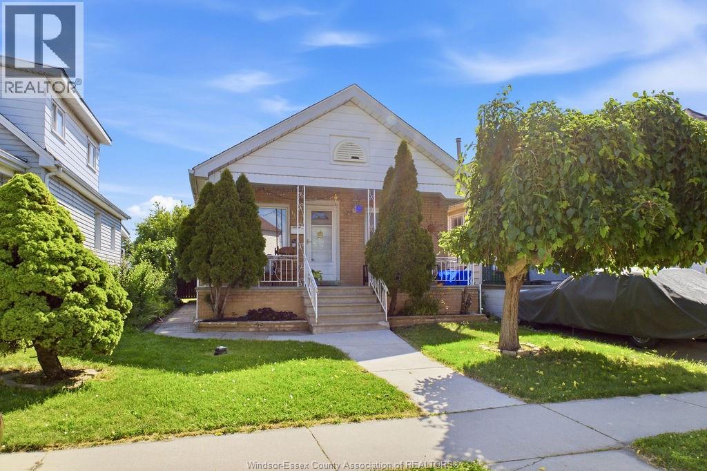 1172 Marion Avenue, Windsor, Ontario  N9A 2J4 - Photo 2 - 26019967