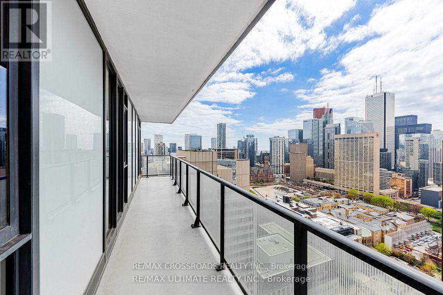 3008 - 426 University Avenue, Toronto, Ontario  M5G 1S9 - Photo 12 - C13680868