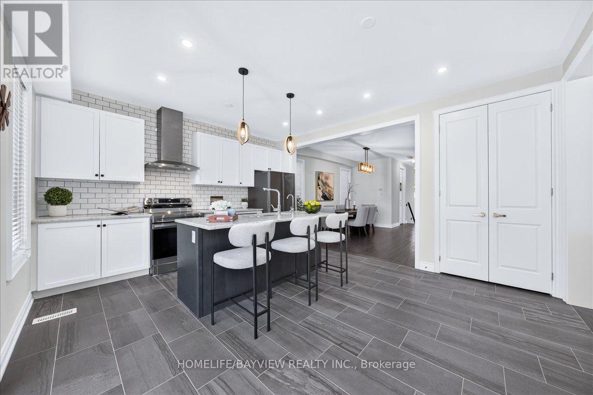 66 Hodgson Road, Bradford West Gwillimbury (Bradford), Ontario  L3Z 0V5 - Photo 14 - N13681622
