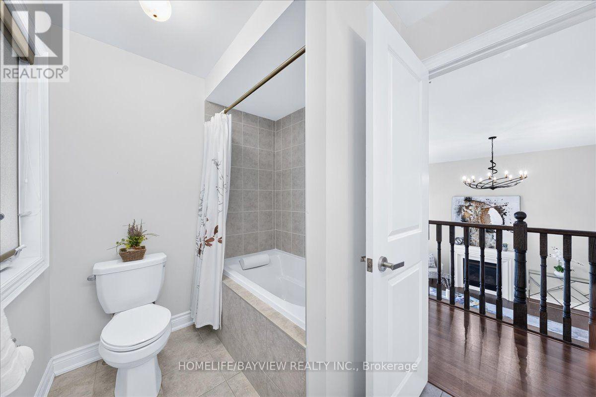 66 Hodgson Road, Bradford West Gwillimbury (Bradford), Ontario  L3Z 0V5 - Photo 34 - N13681622