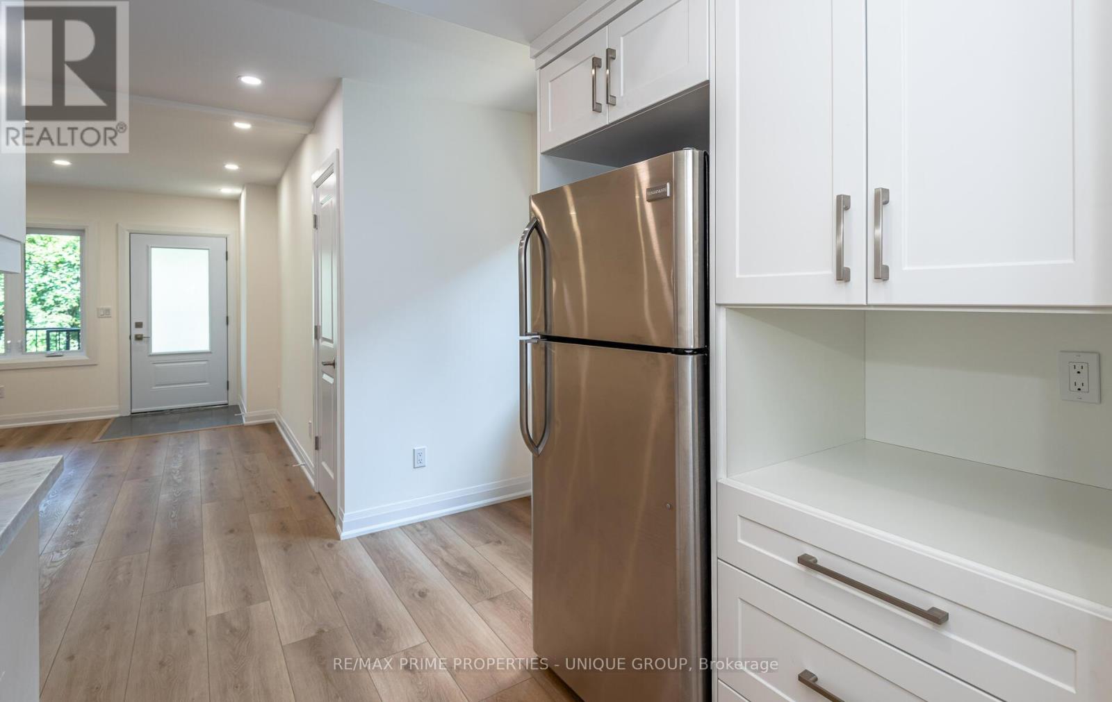 2 - 45 Astoria Avenue, Toronto, Ontario  M6N 2V6 - Photo 10 - W12385003
