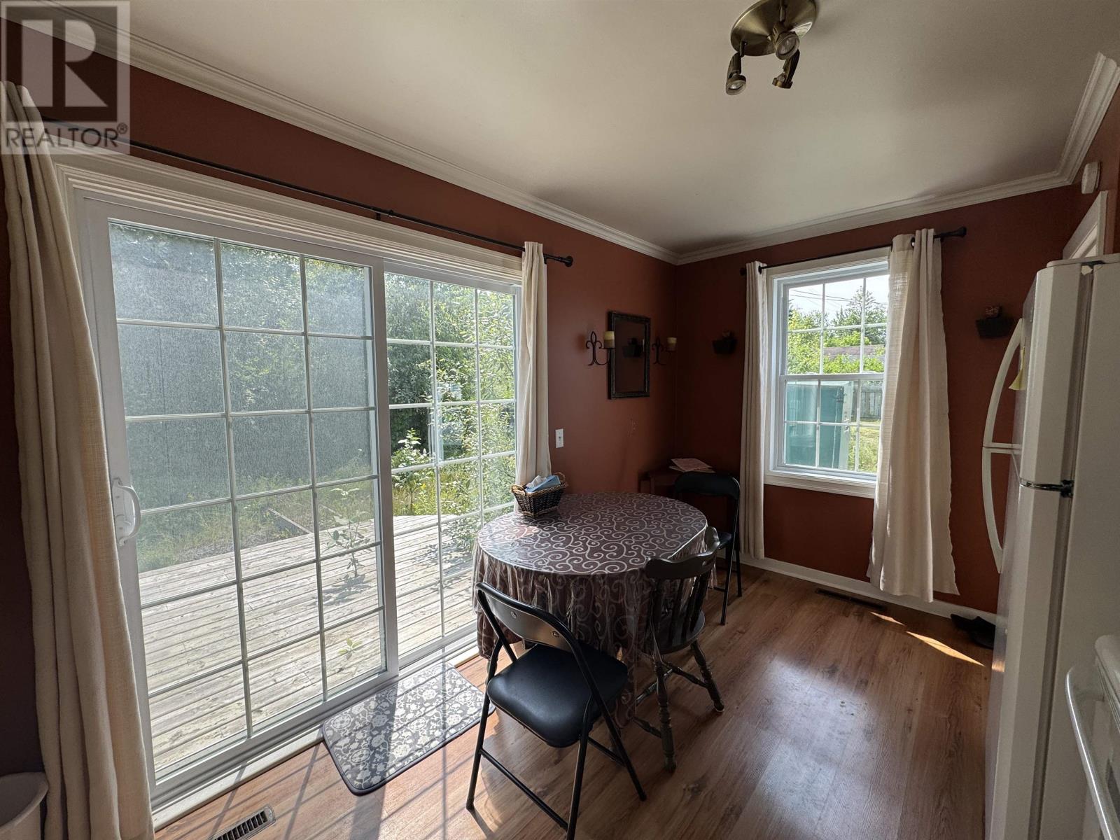 20 Neebig Ave, Manitouwadge, Ontario  P0T 2C0 - Photo 5 - TB2602045