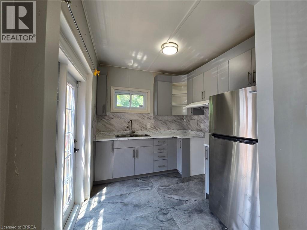 196 Wellington Street, Brantford, Ontario  N3S 3Z2 - Photo 7 - 40847128