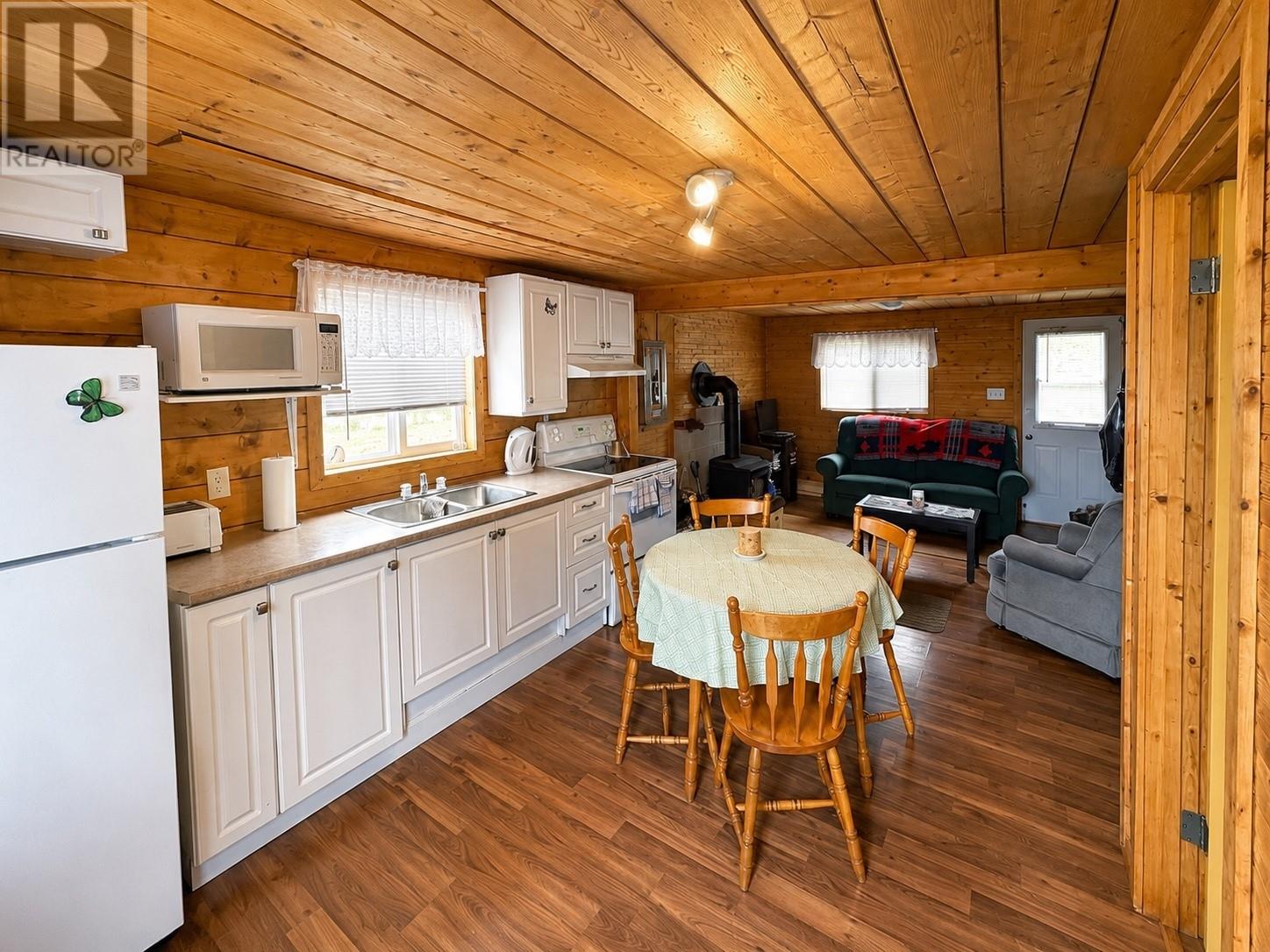 20 Beaver Pond Road, Roaches Line — photo 12