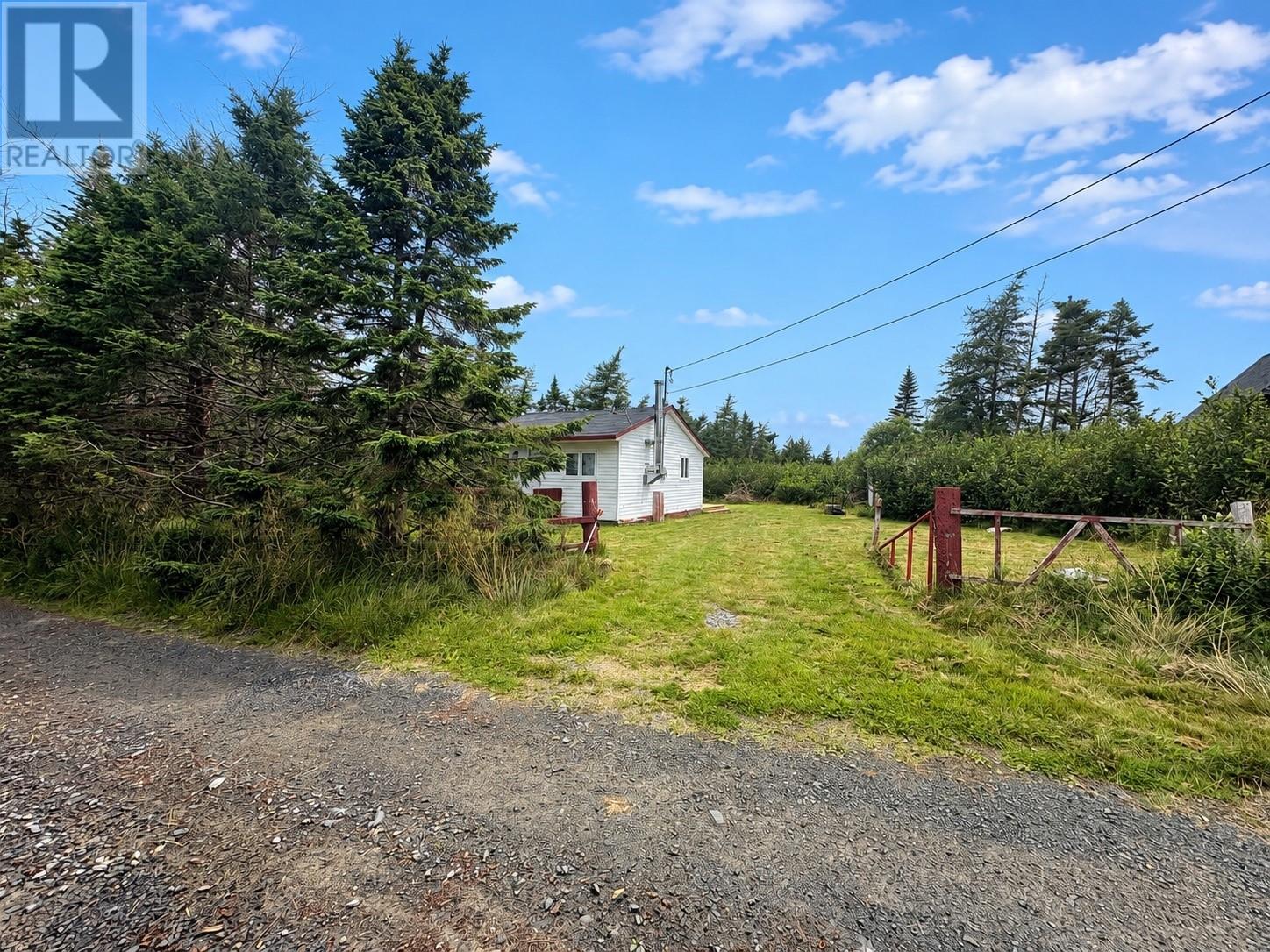20 Beaver Pond Road, Roaches Line — photo 2