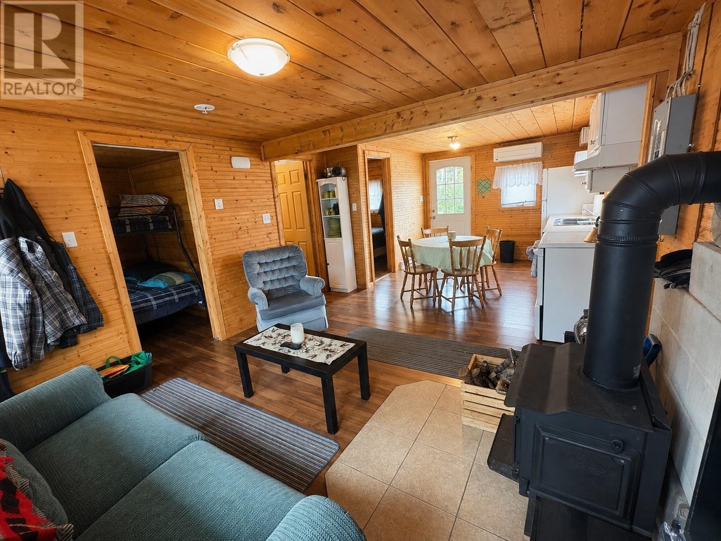 20 Beaver Pond Road, Roaches Line — photo 9