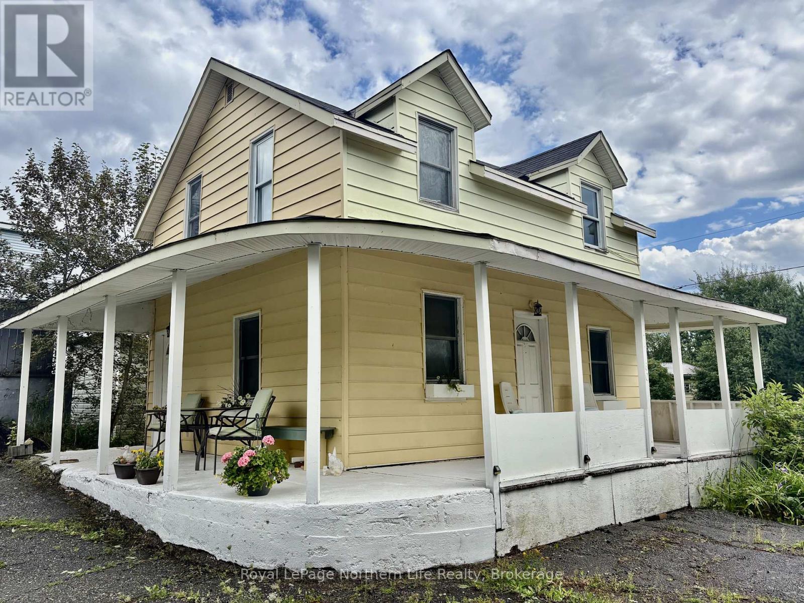 6a & 6b Mountainview Drive, Temagami, Ontario  P0H 2H0 - Photo 1 - X13681770