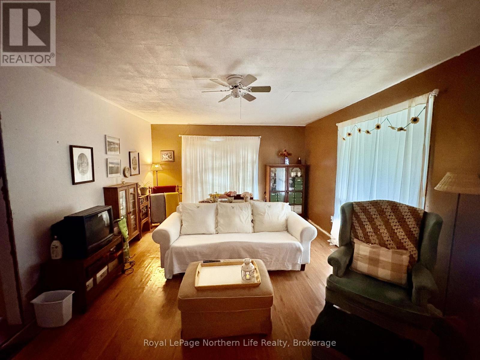 6a & 6b Mountainview Drive, Temagami, Ontario  P0H 2H0 - Photo 23 - X13681770
