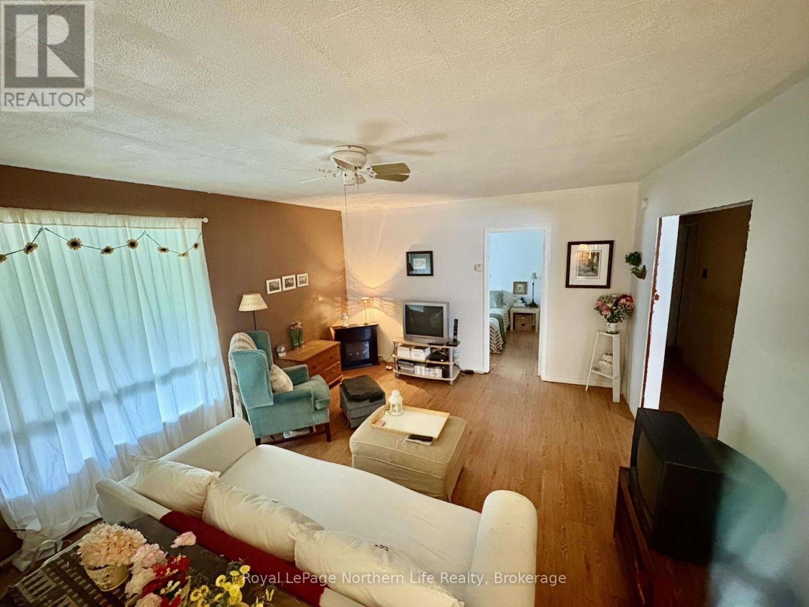 6a & 6b Mountainview Drive, Temagami, Ontario  P0H 2H0 - Photo 28 - X13681770