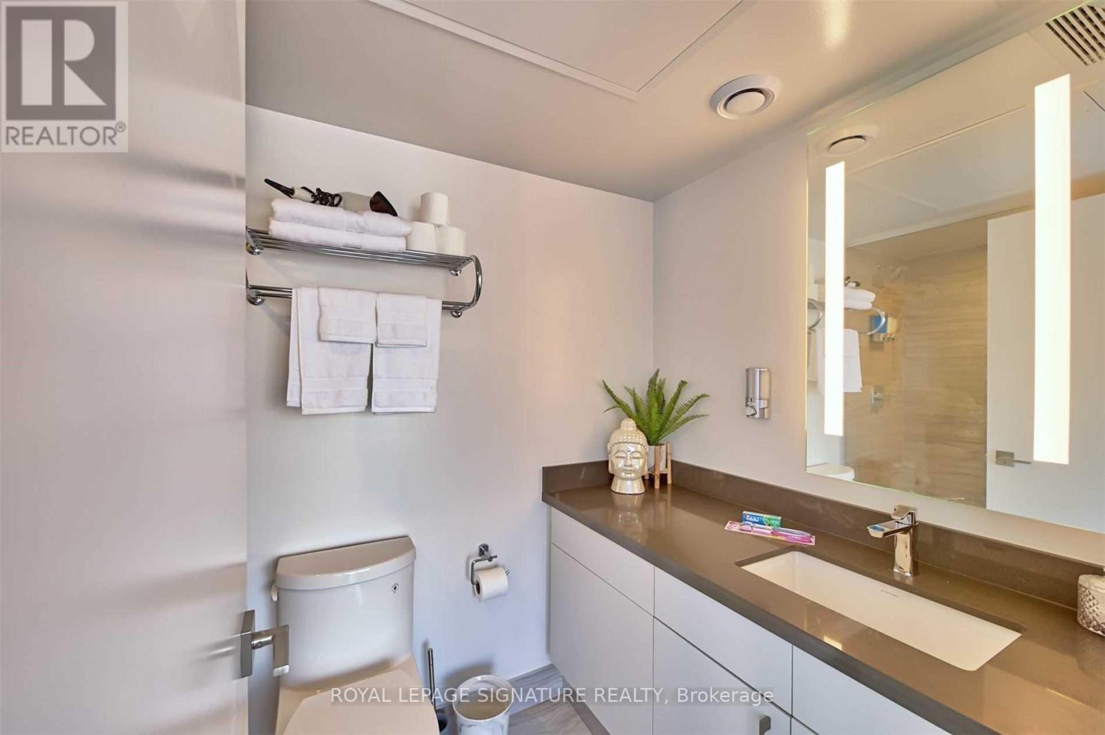1004 - 188 Cumberland Street, Toronto, Ontario  M5R 0B6 - Photo 16 - C13681692
