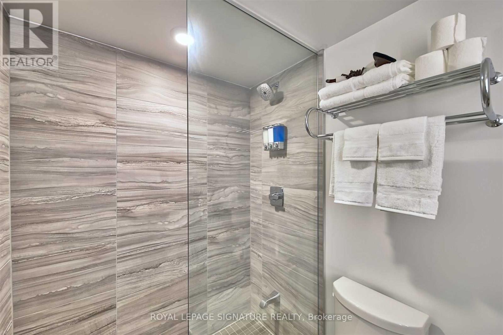 1004 - 188 Cumberland Street, Toronto, Ontario  M5R 0B6 - Photo 17 - C13681692