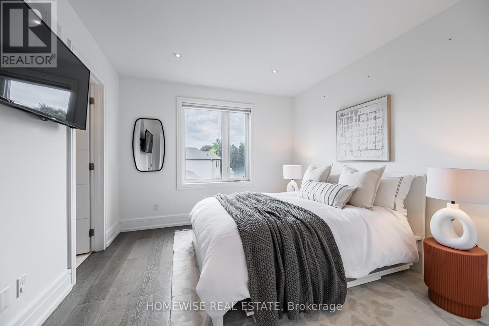 90 Mcgillivray Avenue, Toronto, Ontario  M5M 2Y4 - Photo 28 - C13681748