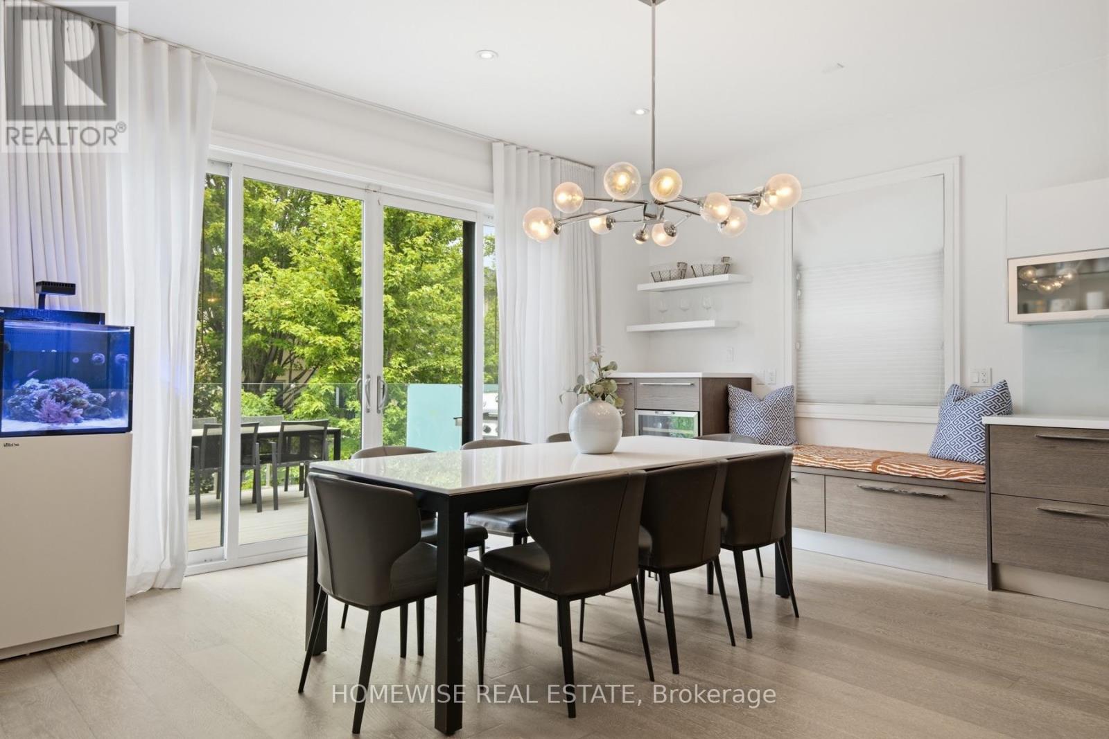 90 Mcgillivray Avenue, Toronto, Ontario  M5M 2Y4 - Photo 9 - C13681748