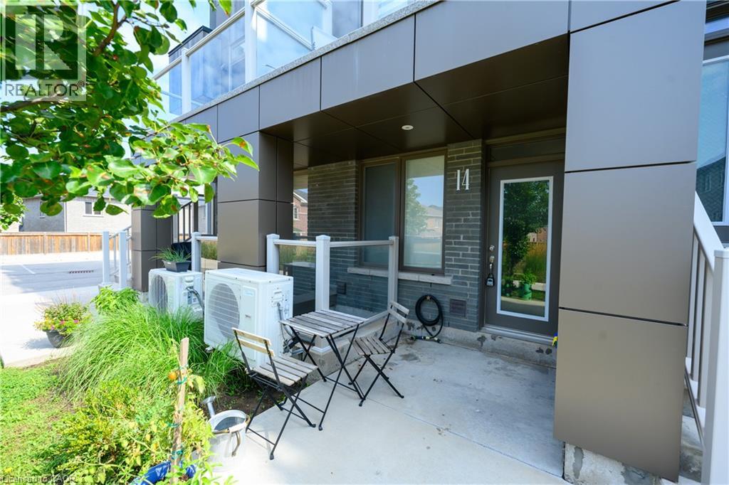 261 Skinner Road Unit# 14, Waterdown, Ontario  L8B 1W6 - Photo 2 - 40851899