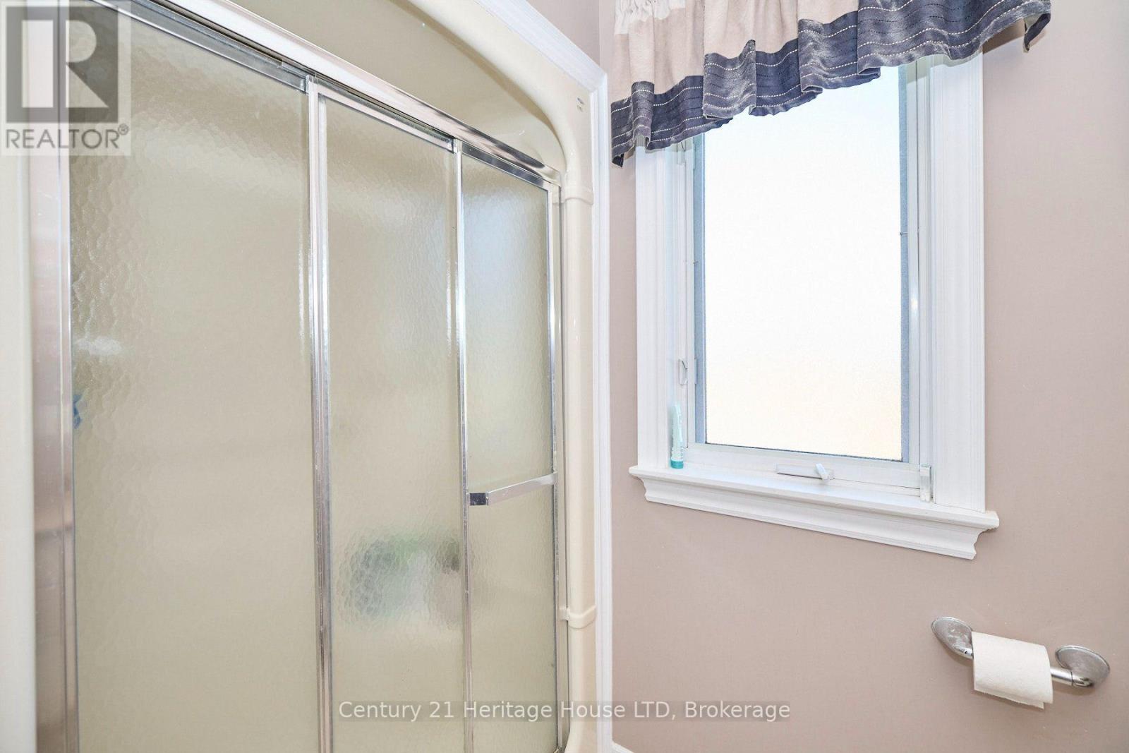 3910 Christina Court, Fort Erie, Ontario  L0S 1N0 - Photo 15 - X13666378