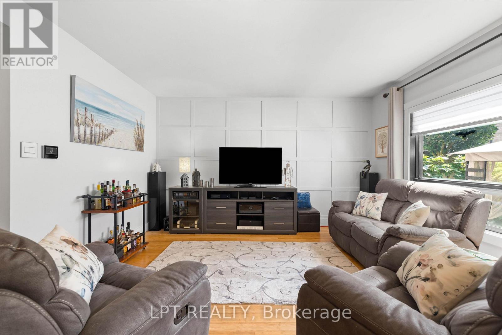 416 Flanagan Court, Newmarket, Ontario  L3X 2E9 - Photo 15 - N13681674