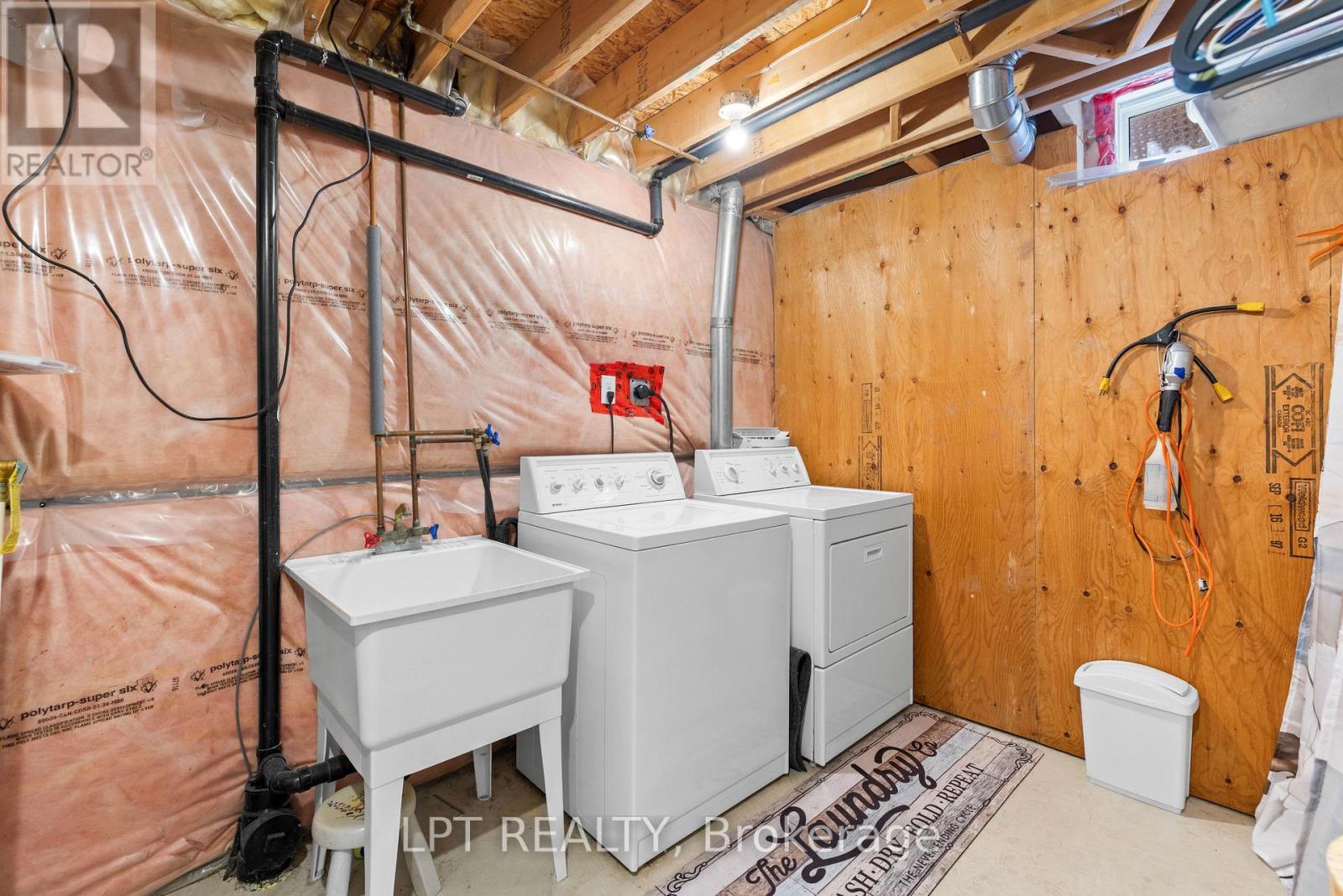 416 Flanagan Court, Newmarket, Ontario  L3X 2E9 - Photo 40 - N13681674