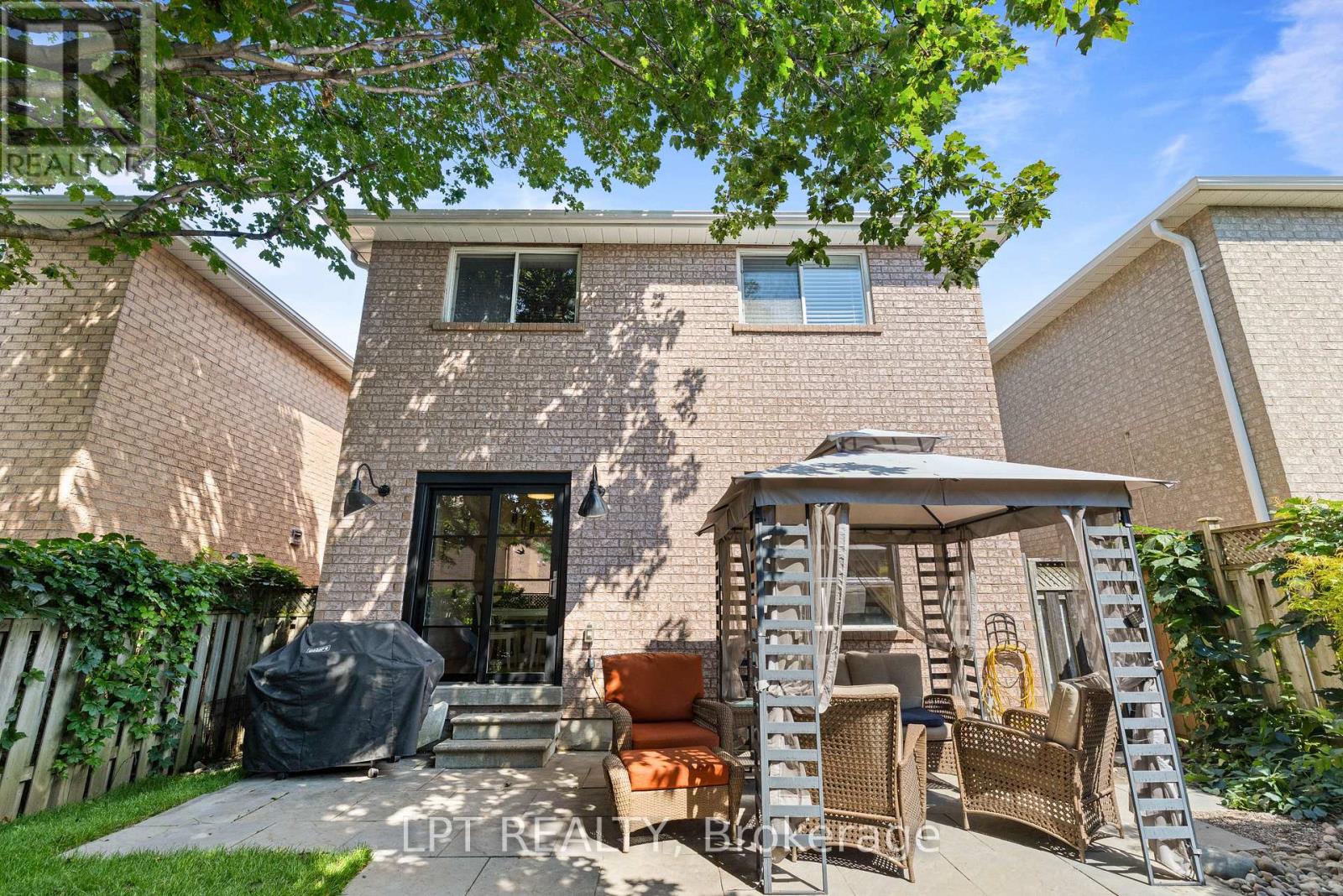 416 Flanagan Court, Newmarket, Ontario  L3X 2E9 - Photo 44 - N13681674