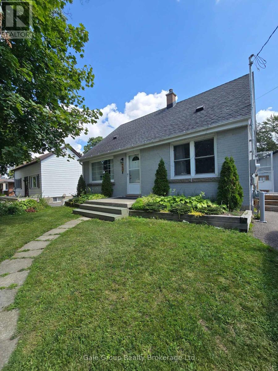 73 Bee Street, Woodstock, Ontario  N4S 3Z2 - Photo 2 - X13681722