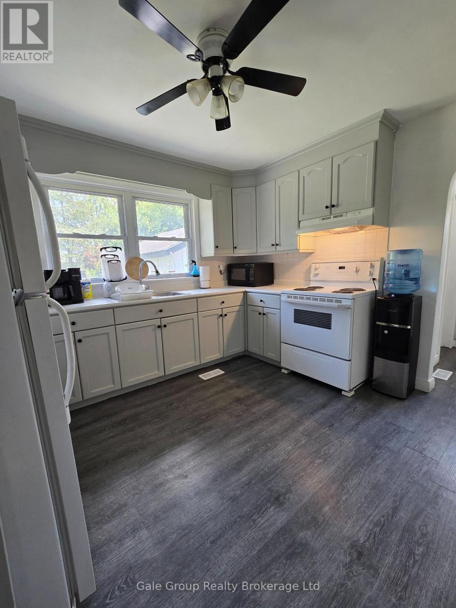 73 Bee Street, Woodstock, Ontario  N4S 3Z2 - Photo 7 - X13681722