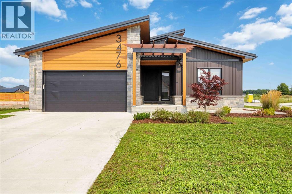 3476 PAUL CRESCENT, Plympton-Wyoming, Ontario