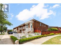2 DOGLEG COURT, Toronto, Ontario