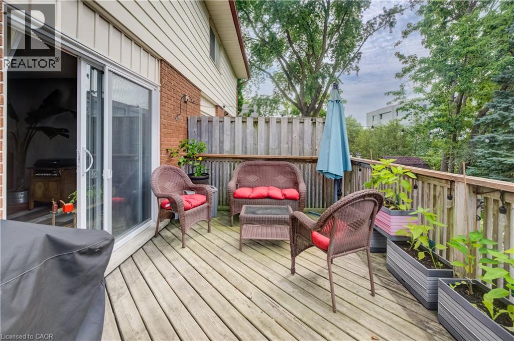 124 Queensway Drive, St. Jacobs, Ontario  N0B 2N0 - Photo 25 - 40855436