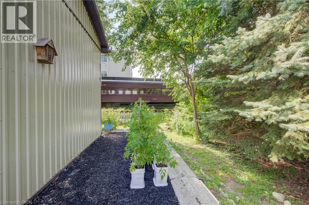 124 Queensway Drive, St. Jacobs, Ontario  N0B 2N0 - Photo 29 - 40855436