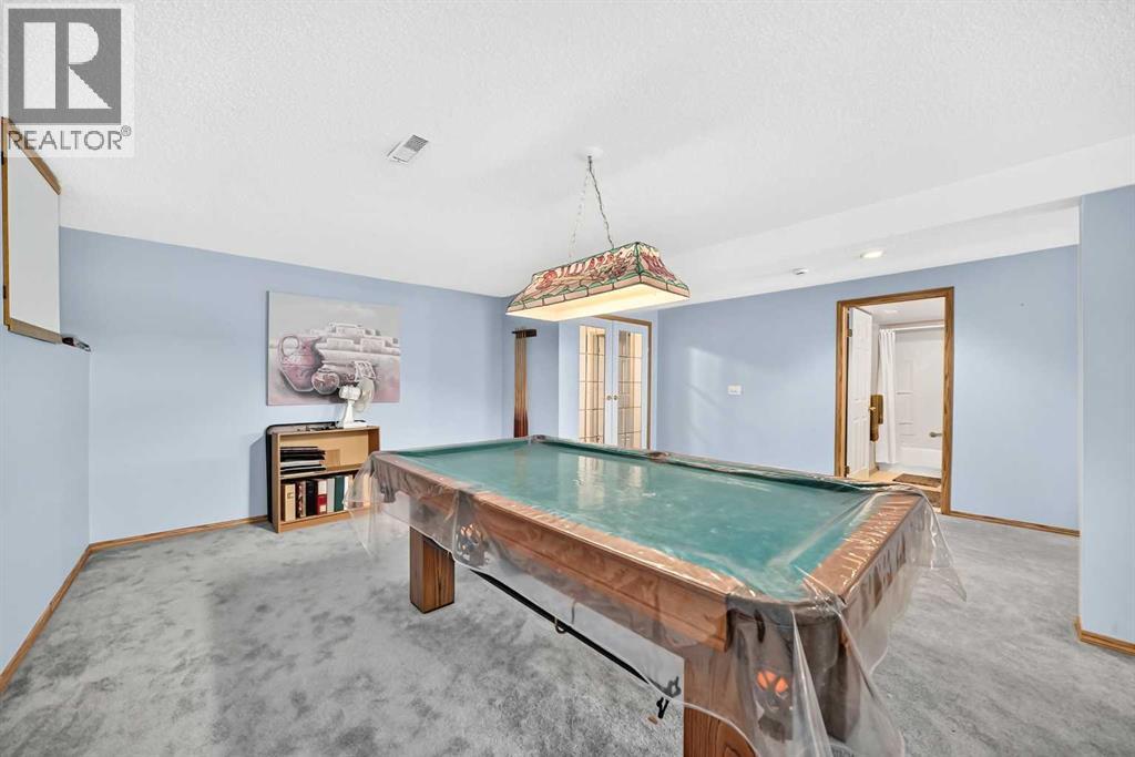18 Shawbrooke Rise SW, Calgary, Alberta  T2Y 3A3 - Photo 32 - A2334600