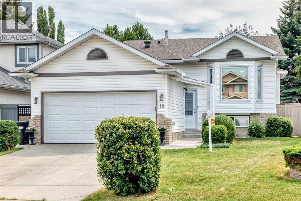 18 Shawbrooke Rise SW, Calgary, Alberta  T2Y 3A3 - Photo 1 - A2334600