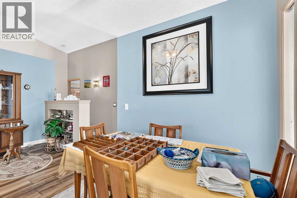 18 Shawbrooke Rise SW, Calgary, Alberta  T2Y 3A3 - Photo 18 - A2334600