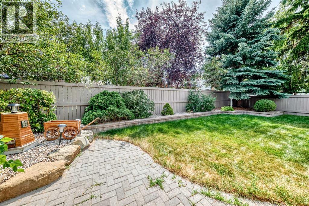 18 Shawbrooke Rise SW, Calgary, Alberta  T2Y 3A3 - Photo 47 - A2334600