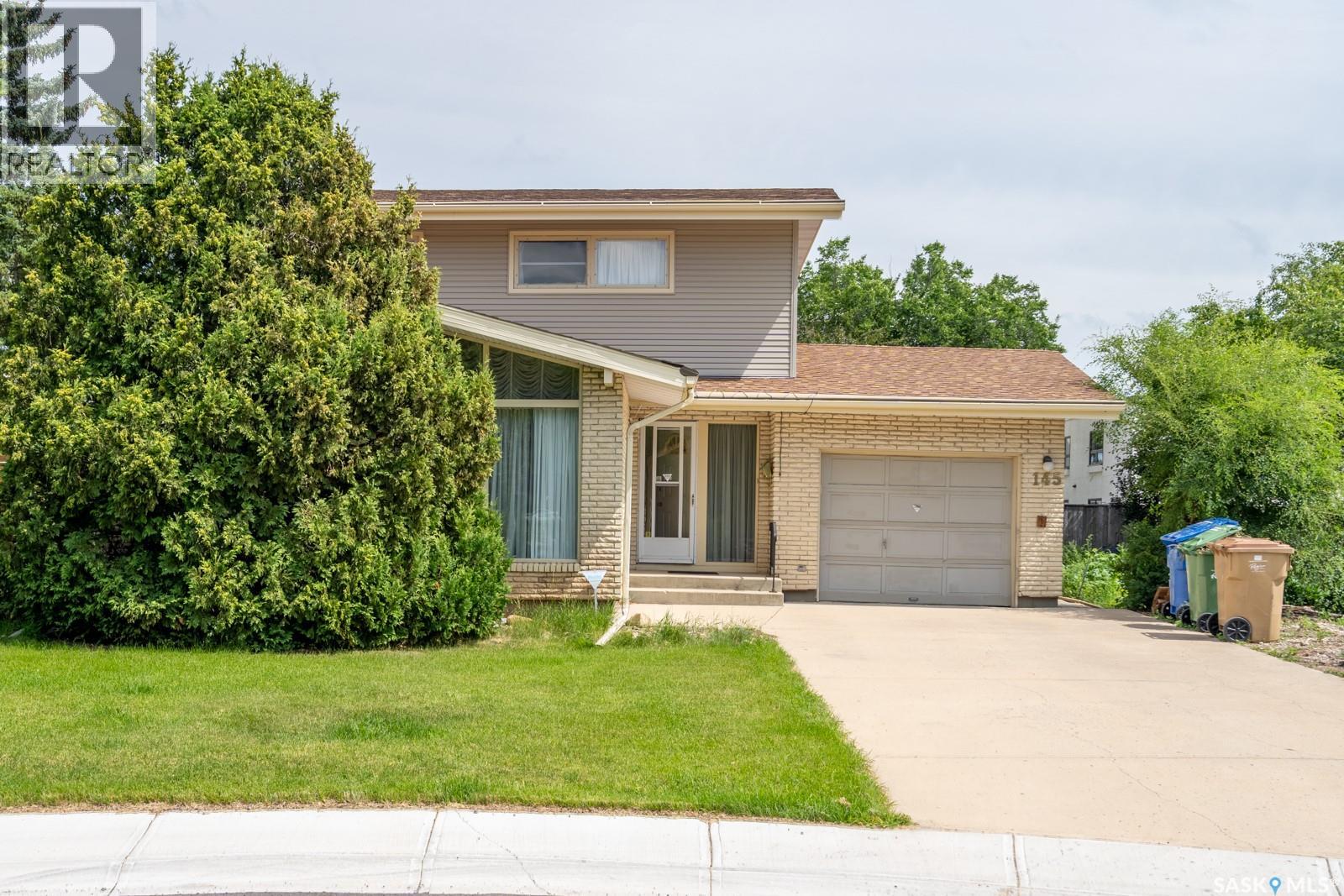 145 Mayfair Crescent, Regina, Saskatchewan  S4S 4J1 - Photo 1 - SK045224