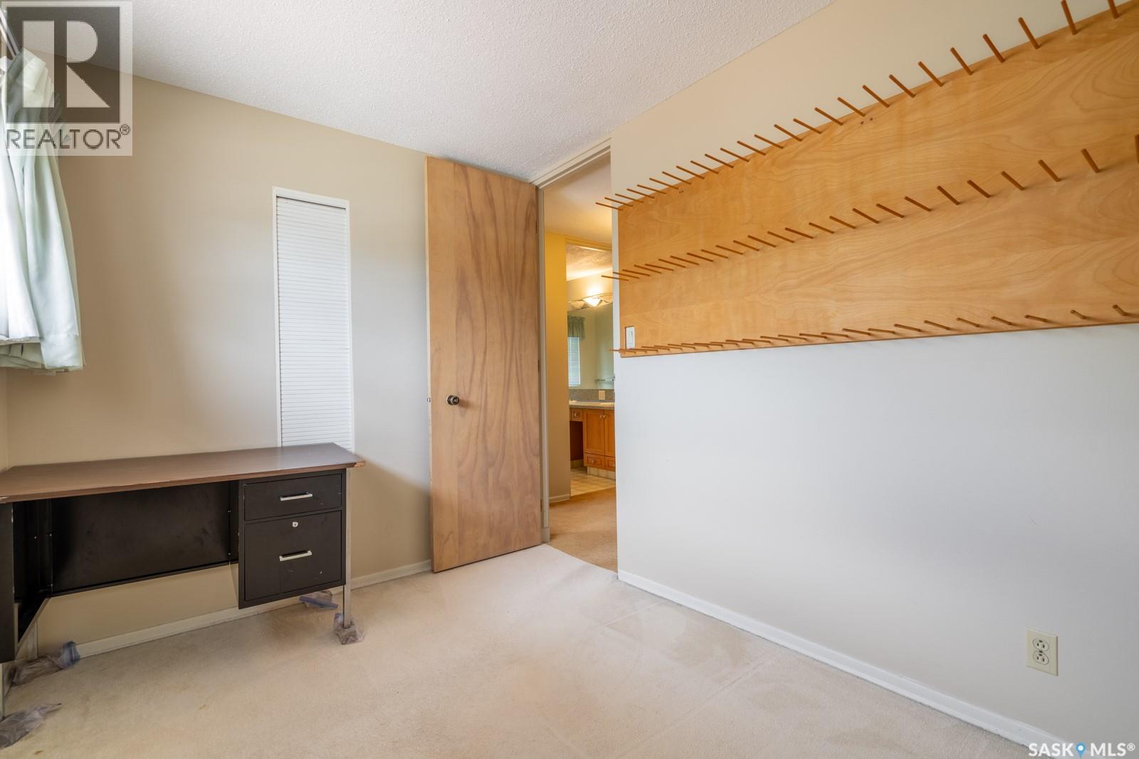 145 Mayfair Crescent, Regina, Saskatchewan  S4S 4J1 - Photo 20 - SK045224