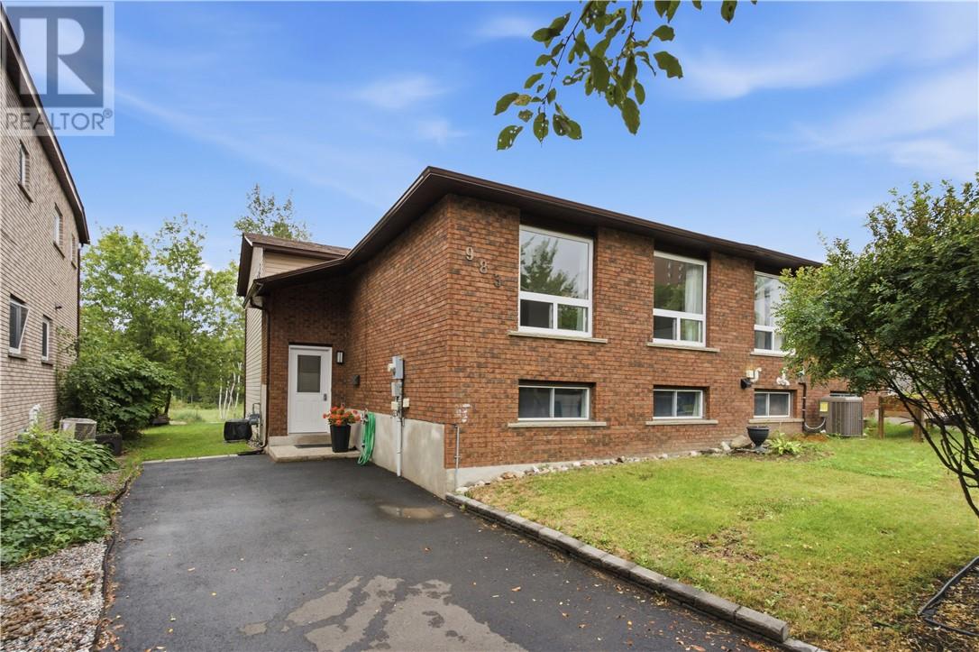 983 Arthur Street, Sudbury, Ontario  P3A 5L8 - Photo 1 - 2129843